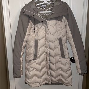 Women’s Small Columbia Down Jacket/ Coat